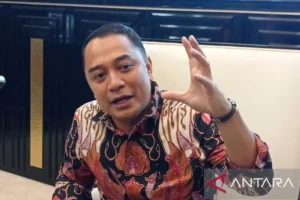 Wali Kota Surabaya Minta Camat Perketat Pengawasan Malam Tahun Baru